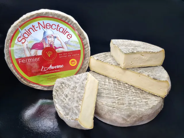 Vaissaire Papon Saint-Nectaire Fermier AOP L'Arverne fromage