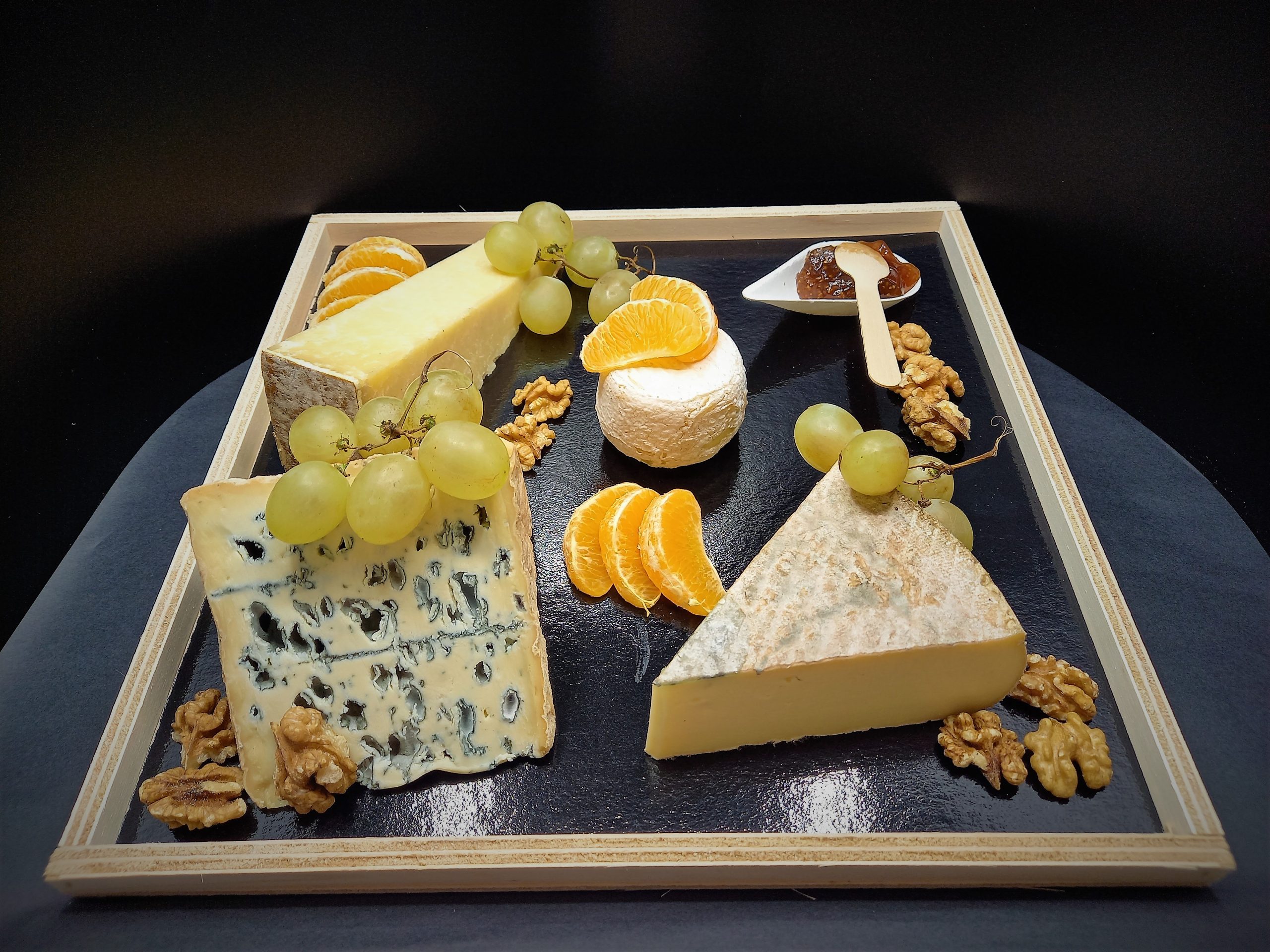 Vaissaire Papon Sancy plateau de fromages 4 pers.