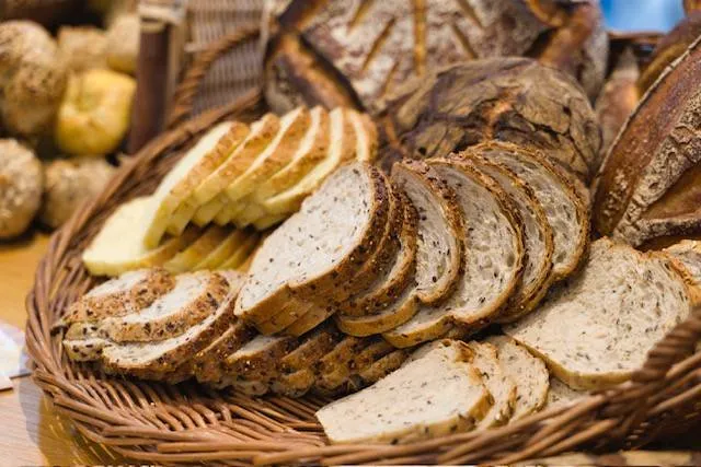 Les Terroirs de France Les pique-niques pain assorti 1 personne