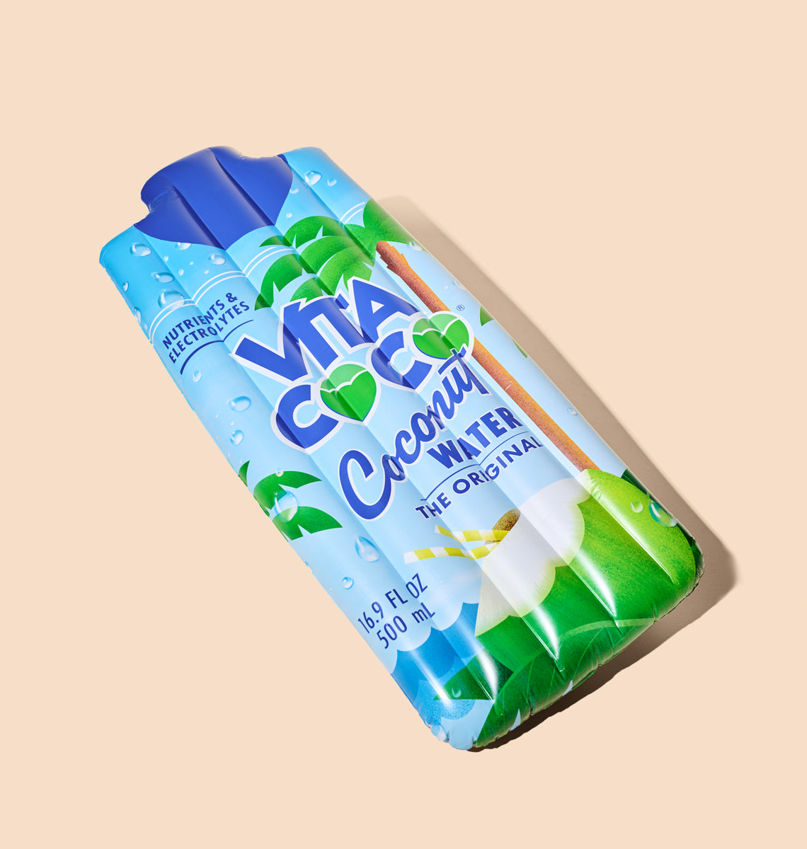 Vita Coco Bouée Piscine Réversible Eau de Coco Floatie