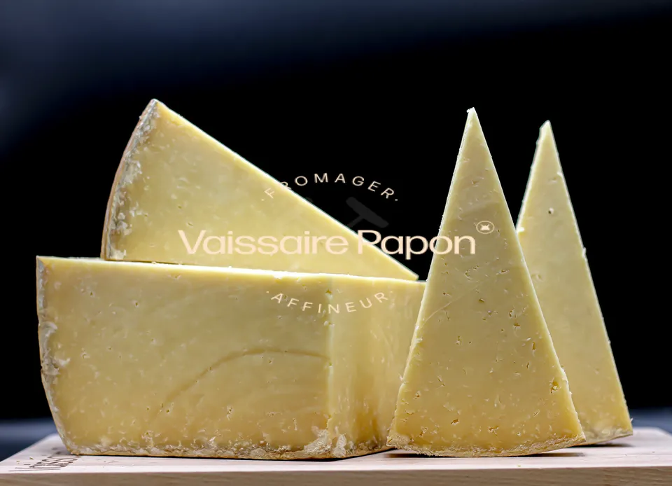Vaissaire Papon Cantal Entre-Deux Fermier AOP fromage vache
